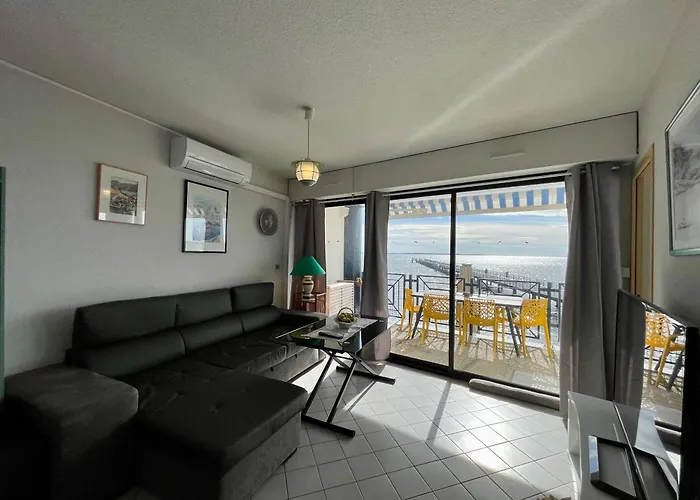 Le Belle Vue Apartment *